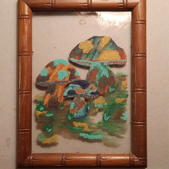6in x  8 in vintage frame with original Mushroom painting by Nicole K - Picture 4 of 6